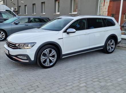Volkswagen - Passat