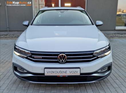 Volkswagen - Passat