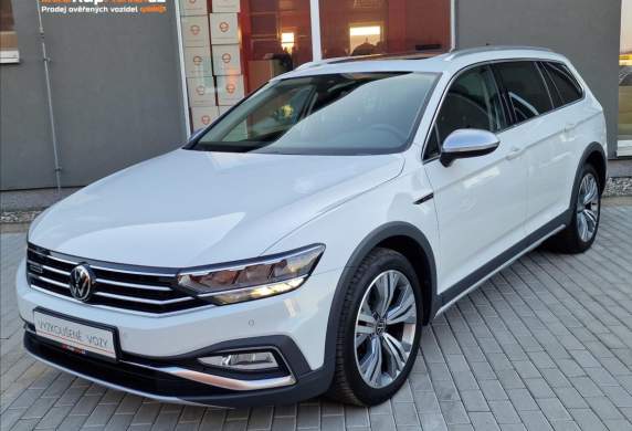 Volkswagen - Passat