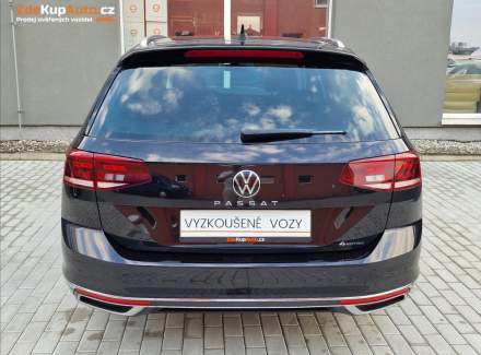 Volkswagen - Passat