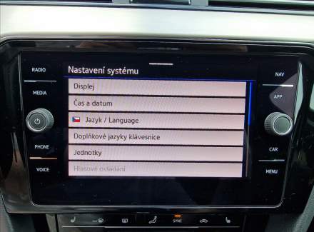 Volkswagen - Passat