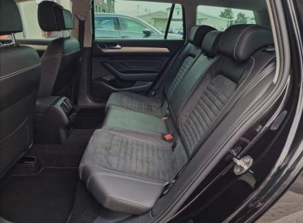 Volkswagen - Passat