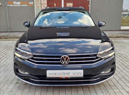 Volkswagen - Passat
