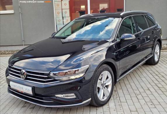 Volkswagen - Passat
