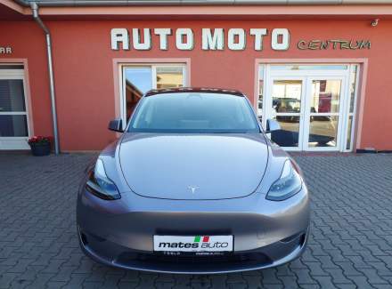 Tesla - Model Y