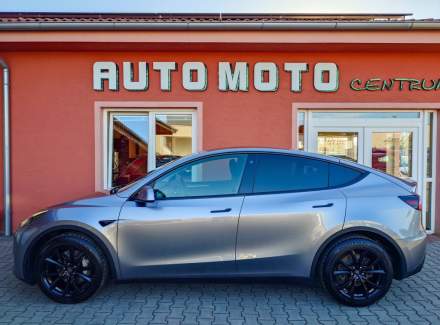 Tesla - Model Y