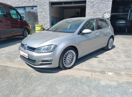 Volkswagen - Golf
