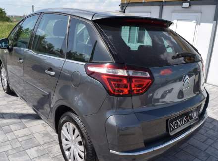 Citroën - C4