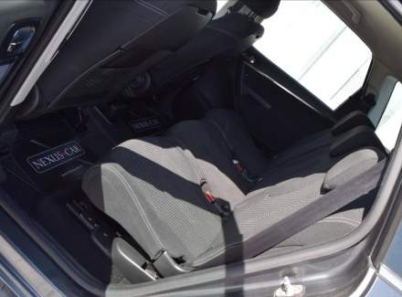 Citroën - C4