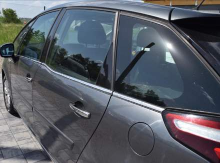 Citroën - C4