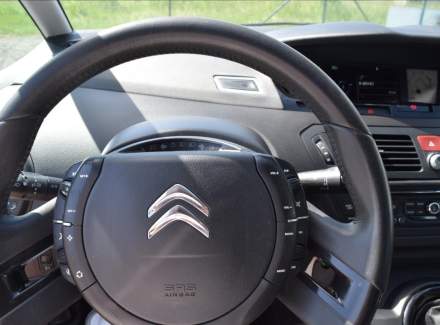 Citroën - C4