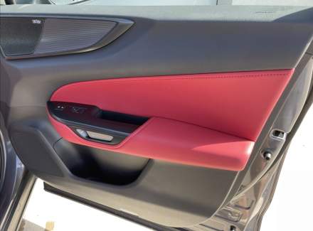 Lexus - NX
