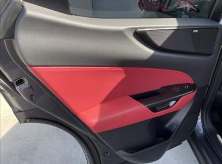 Lexus - NX