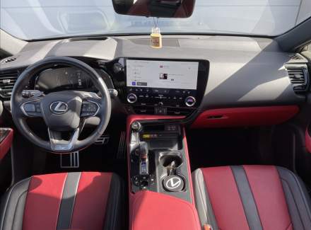 Lexus - NX