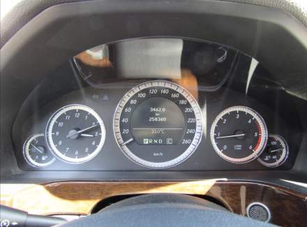 Mercedes-Benz - E-class