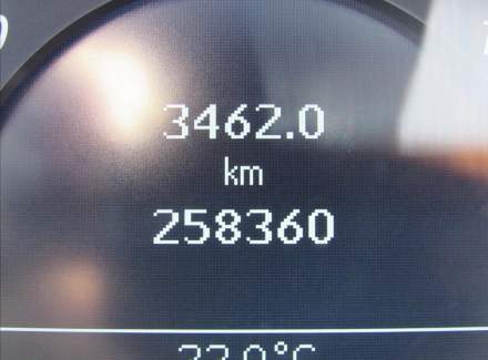 Mercedes-Benz - E-class