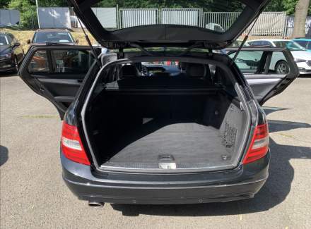 Mercedes-Benz - C-class
