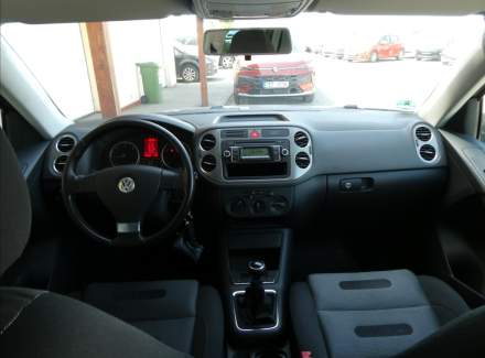 Volkswagen - Tiguan