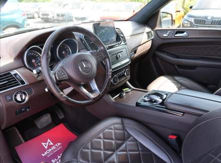 Mercedes-Benz - GLS