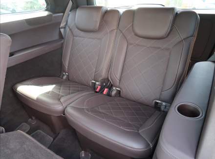 Mercedes-Benz - GLS