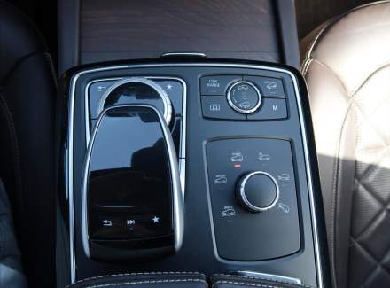 Mercedes-Benz - GLS