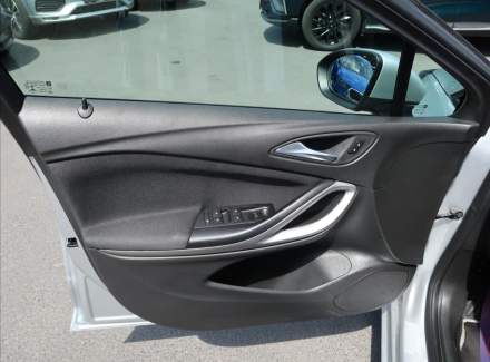 Opel - Astra