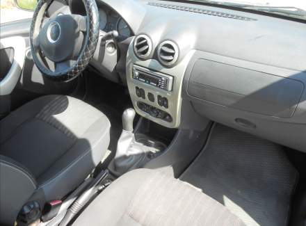 Dacia - Sandero
