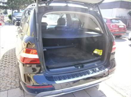 Mercedes-Benz - M-class