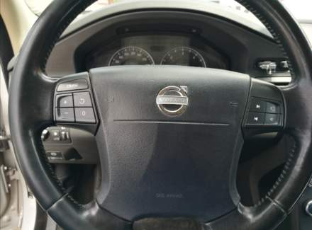 Volvo - V70
