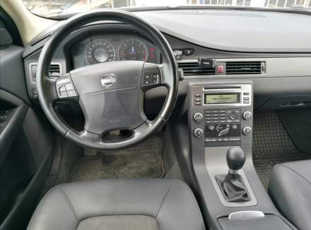 Volvo - V70