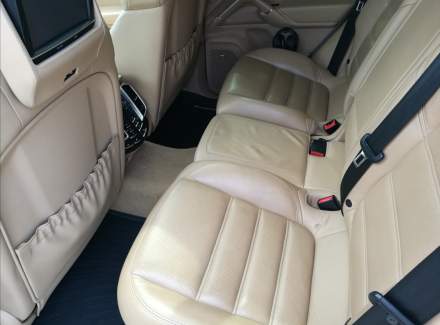 Porsche - Cayenne