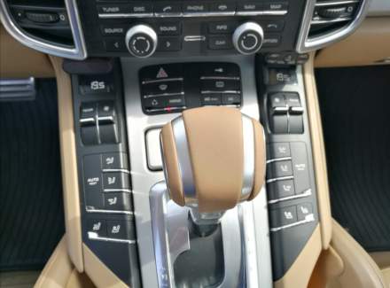 Porsche - Cayenne