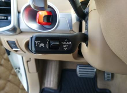 Porsche - Cayenne