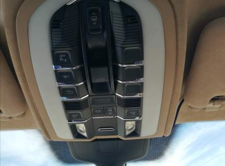 Porsche - Cayenne
