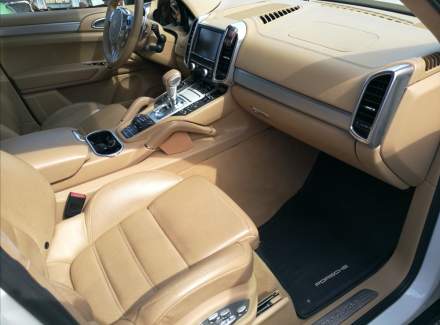 Porsche - Cayenne