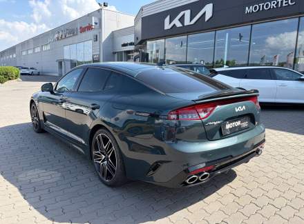 Kia - Stinger