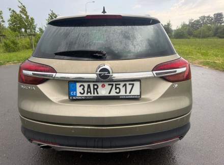 Opel - Insignia