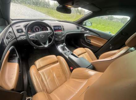 Opel - Insignia