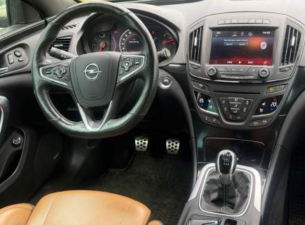 Opel - Insignia