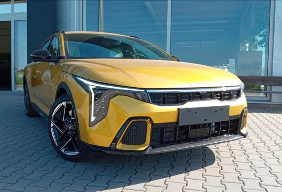 Kia - K4