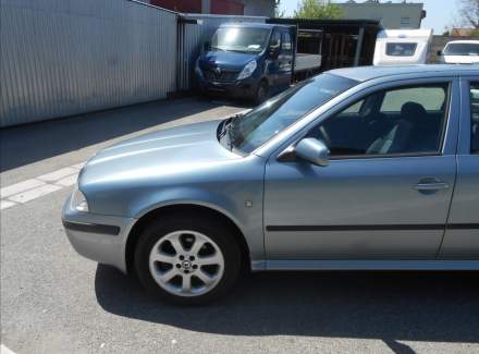 Škoda - Octavia