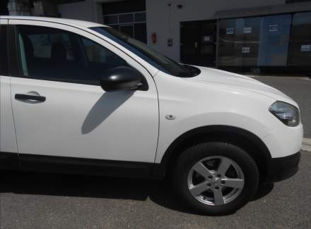 Nissan - Qashqai