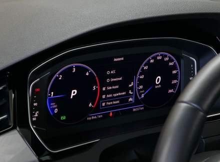 Volkswagen - Passat