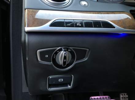Mercedes-Benz - S-class