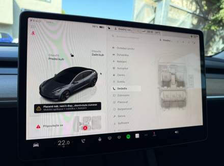 Tesla - Model 3