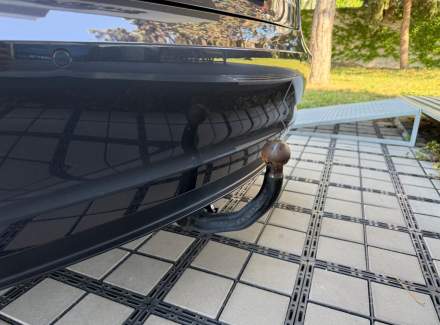 Tesla - Model 3
