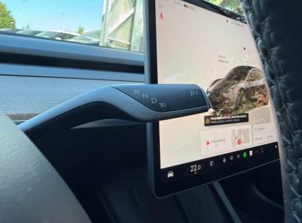 Tesla - Model 3