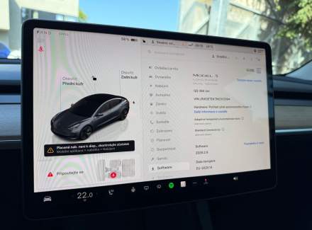 Tesla - Model 3