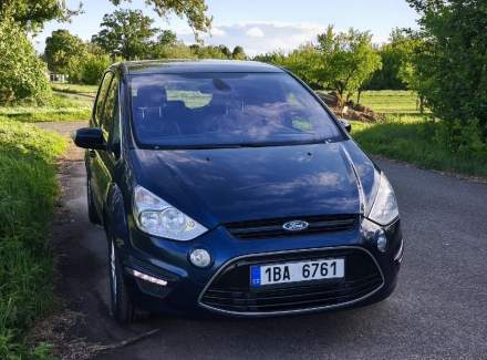 Ford - S-MAX
