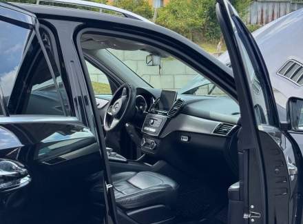 Mercedes-Benz - GLE